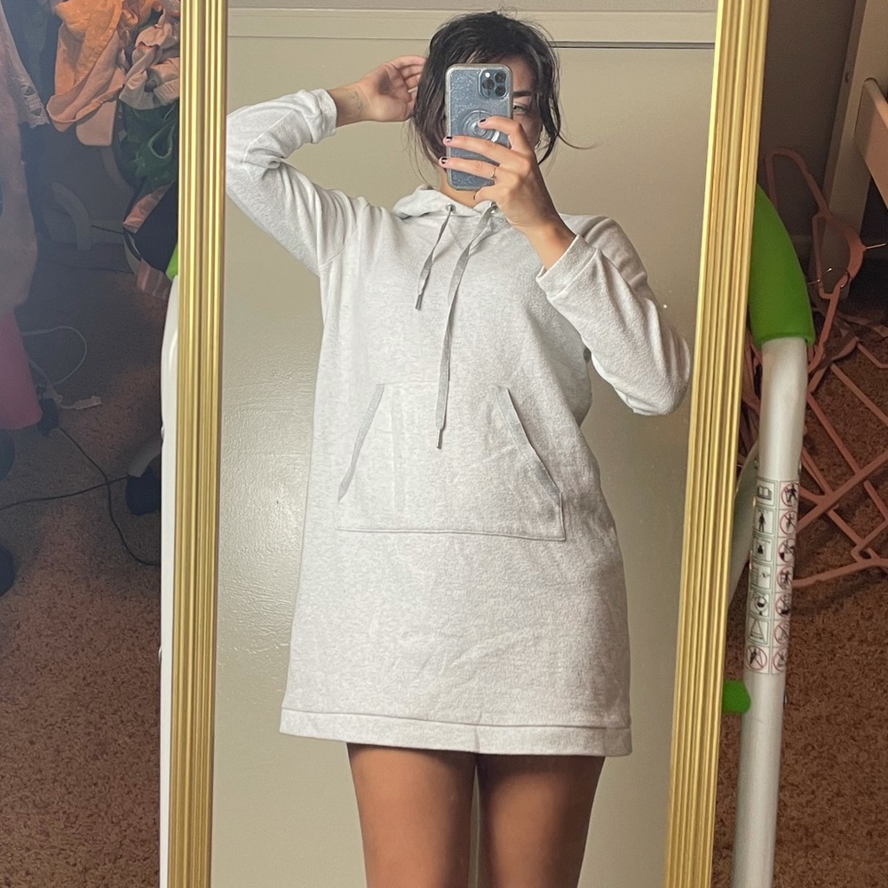 Etam Paris Sleepwear Size small